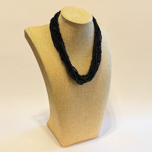 4 Dressy Holiday Festive Necklaces - Picture 5 of 11